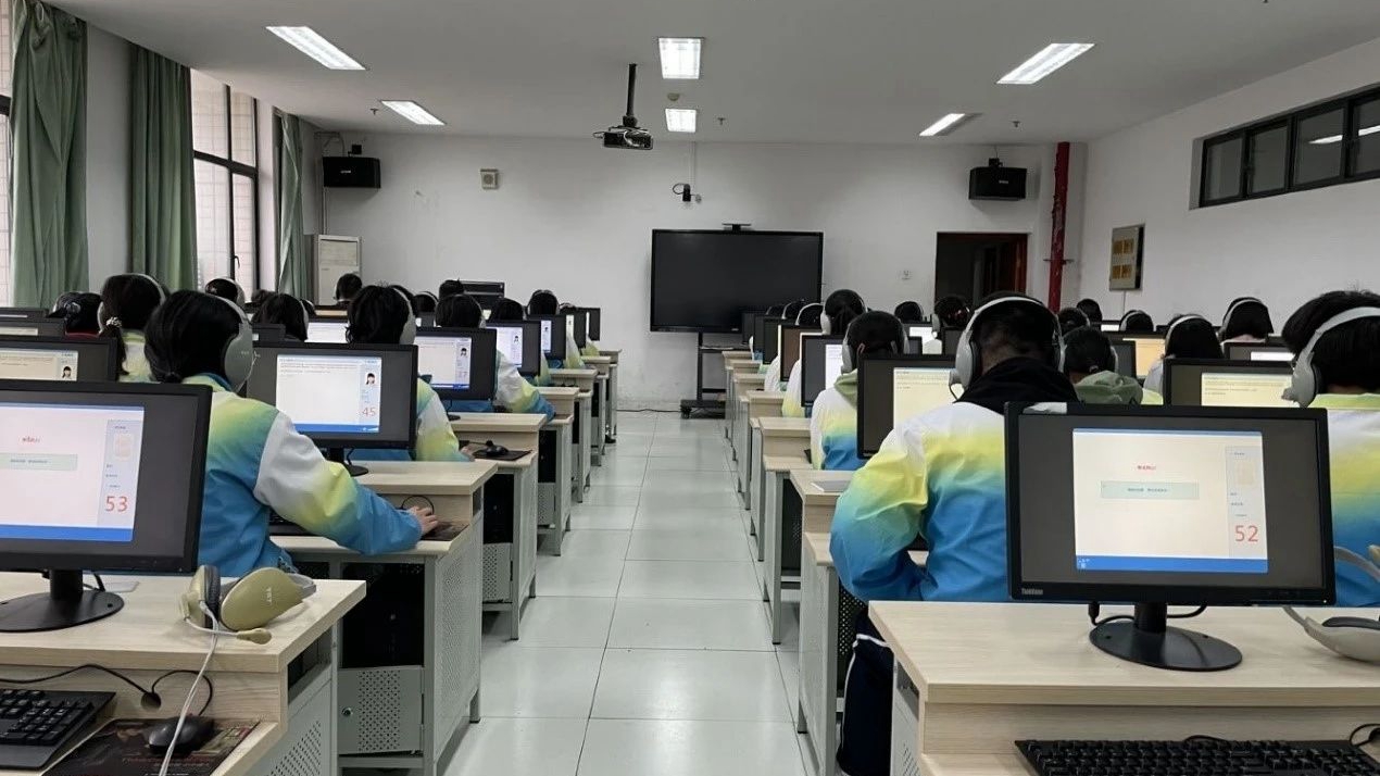 中高考英語(yǔ)聽說(shuō)考試